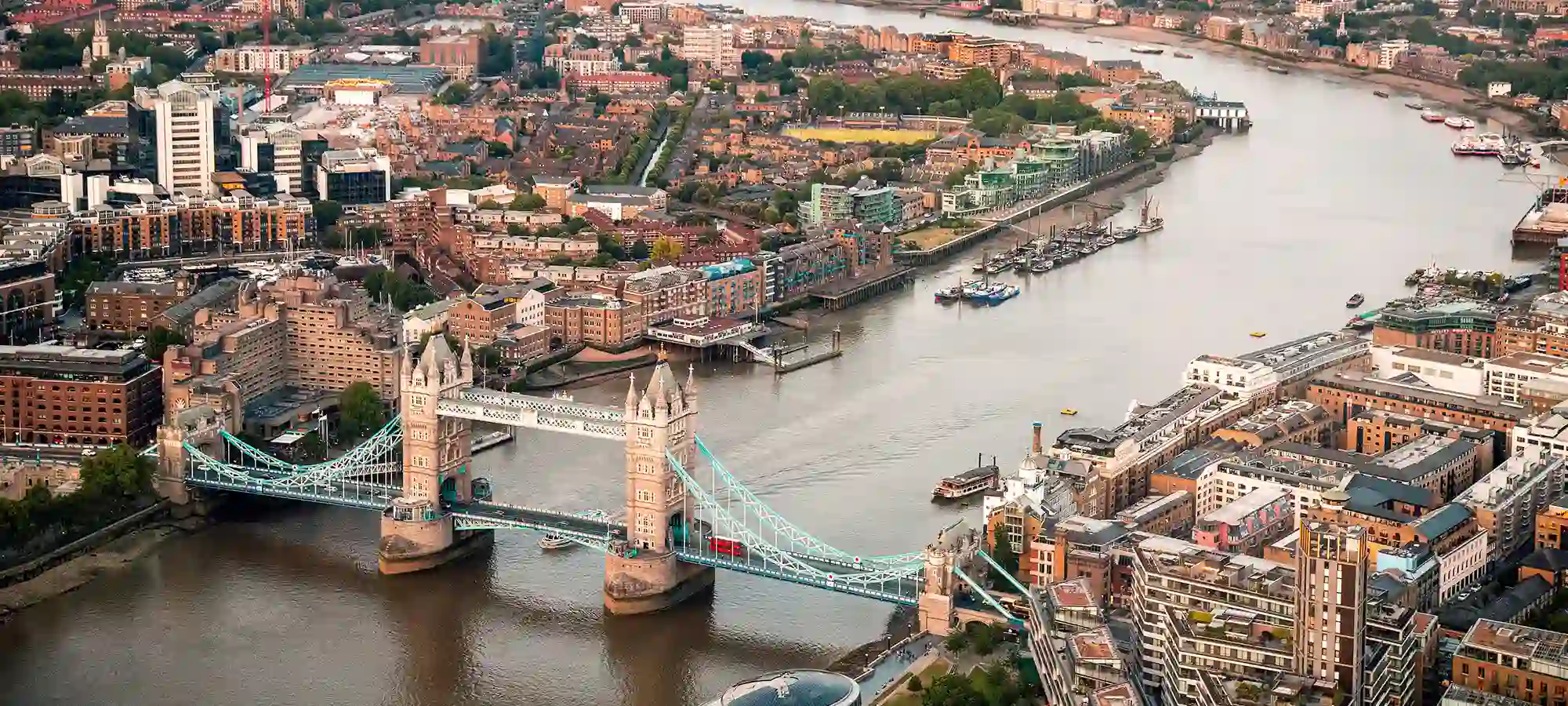 London Bridge - GlobalXplorers