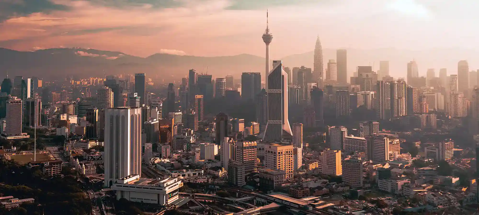 Smog over - Kuala Lumpur - GlobalXplorers