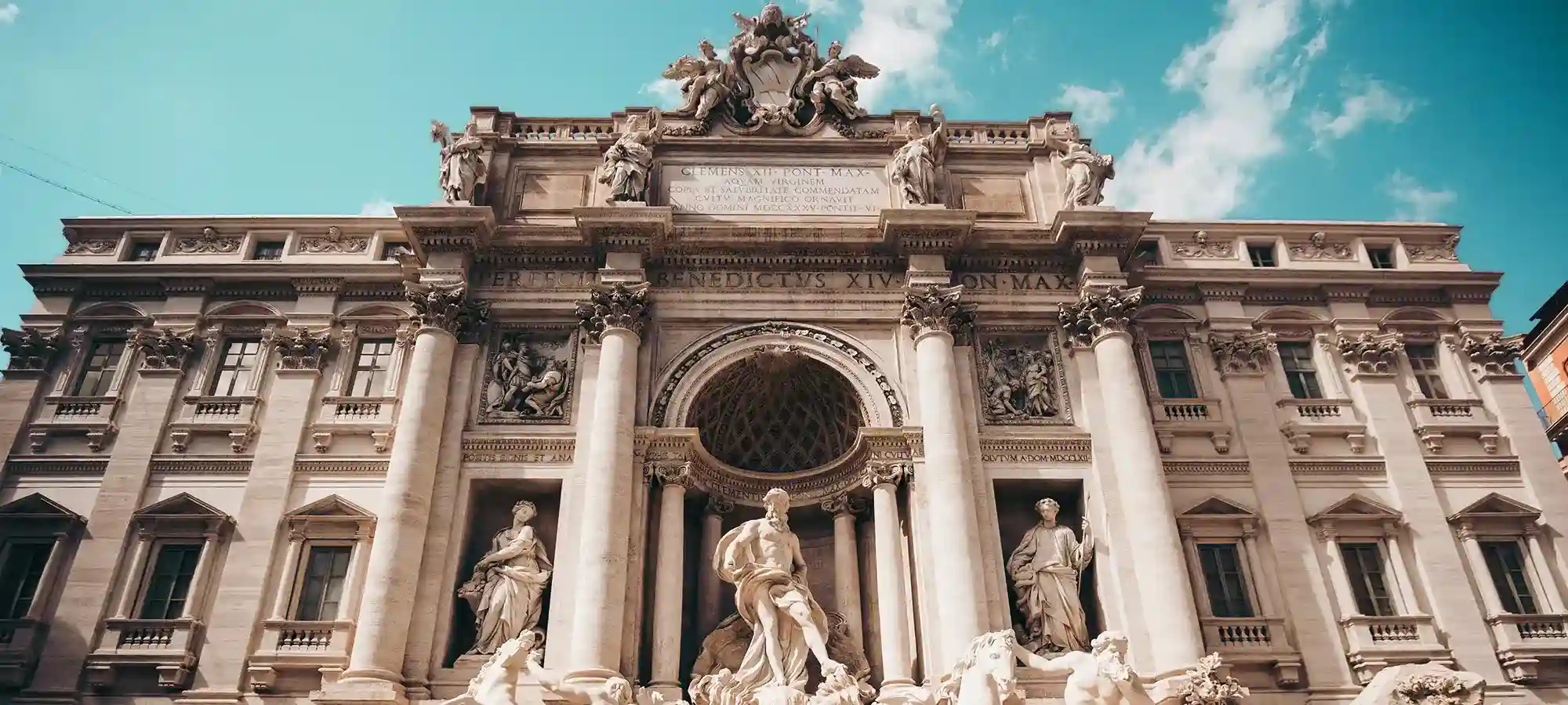 Trevi Fountain, Roma, ItalyZakynthos, GreeceParthenon, Athens, GreeceOia, Santorini, Greece Acropolis, Athens, Greece - GlobalXplorers