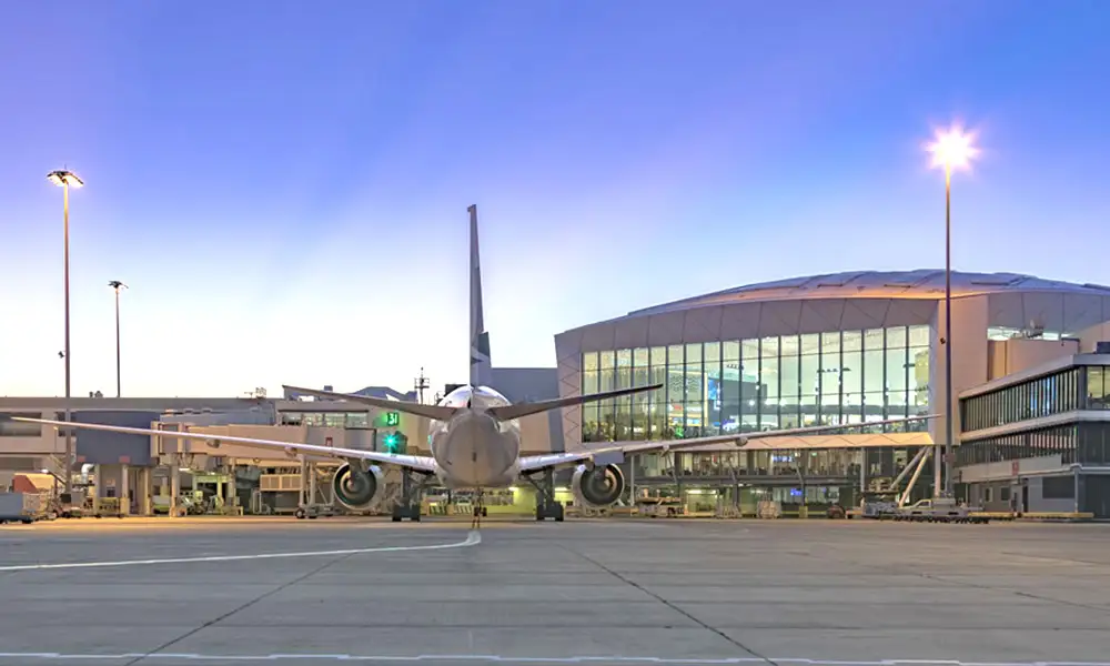 Sydney airport aircraft ramp - GlobalXplorers