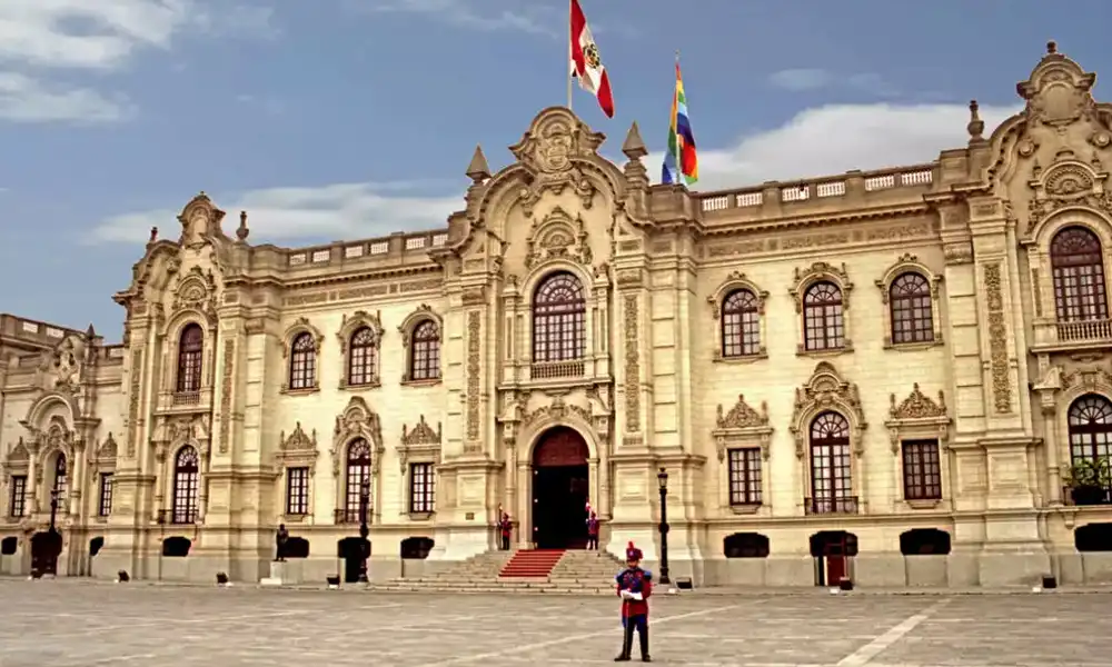 Government Palace Peru - GlobalXplorers