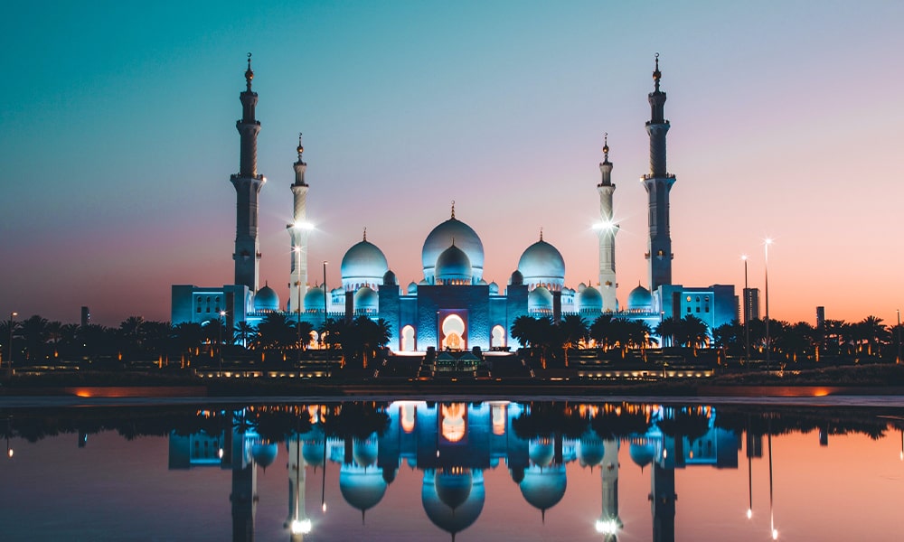 Dubai Mosque - GlobalXplorers